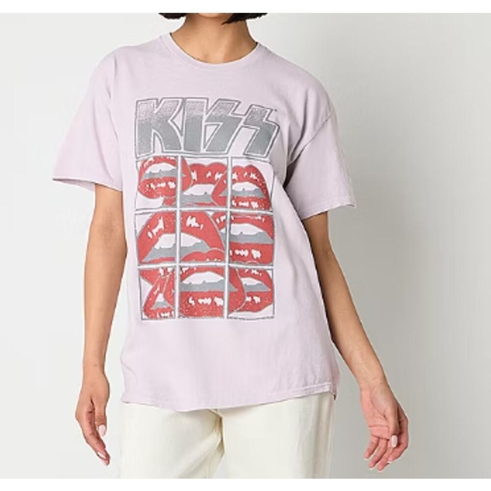 KISS Band Graphic T Shirt Lilac Purple Short Sleeve Crew Neck Women's Medium